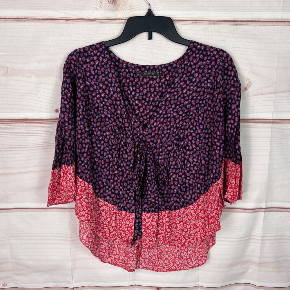 Zara Trafaluc Top Womens M Blue Floral Blouse Kimono Sleeve‎ Tie Front V-Neck